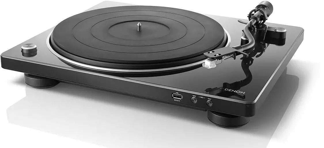 Проигрыватель Denon DP-450USB, черный